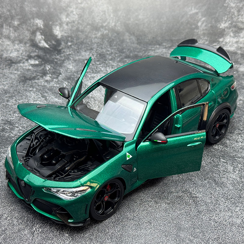 Bbugo 1:18 Alfa Romeo Giulia G - Model Kit Alfa Romeo 리뷰 및 가격